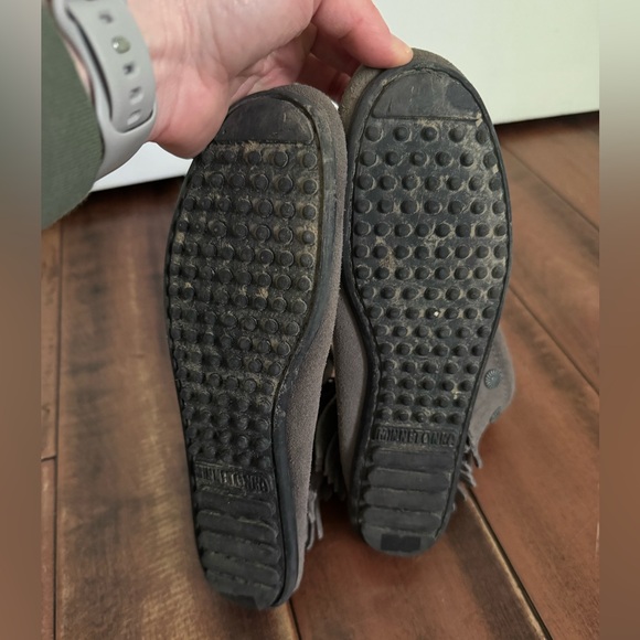 Minnetonka Suede Fringe Ankle Boots Boho Western Women’s 7.5 - Picture 9 of 10